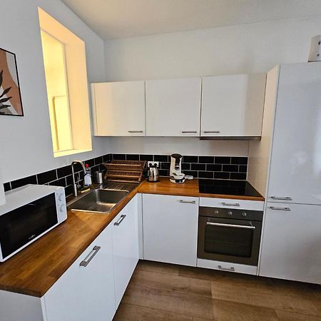 *Appartement Moderne/2 Minutes Du Metro* Saint-Ouen  Kültér fotó