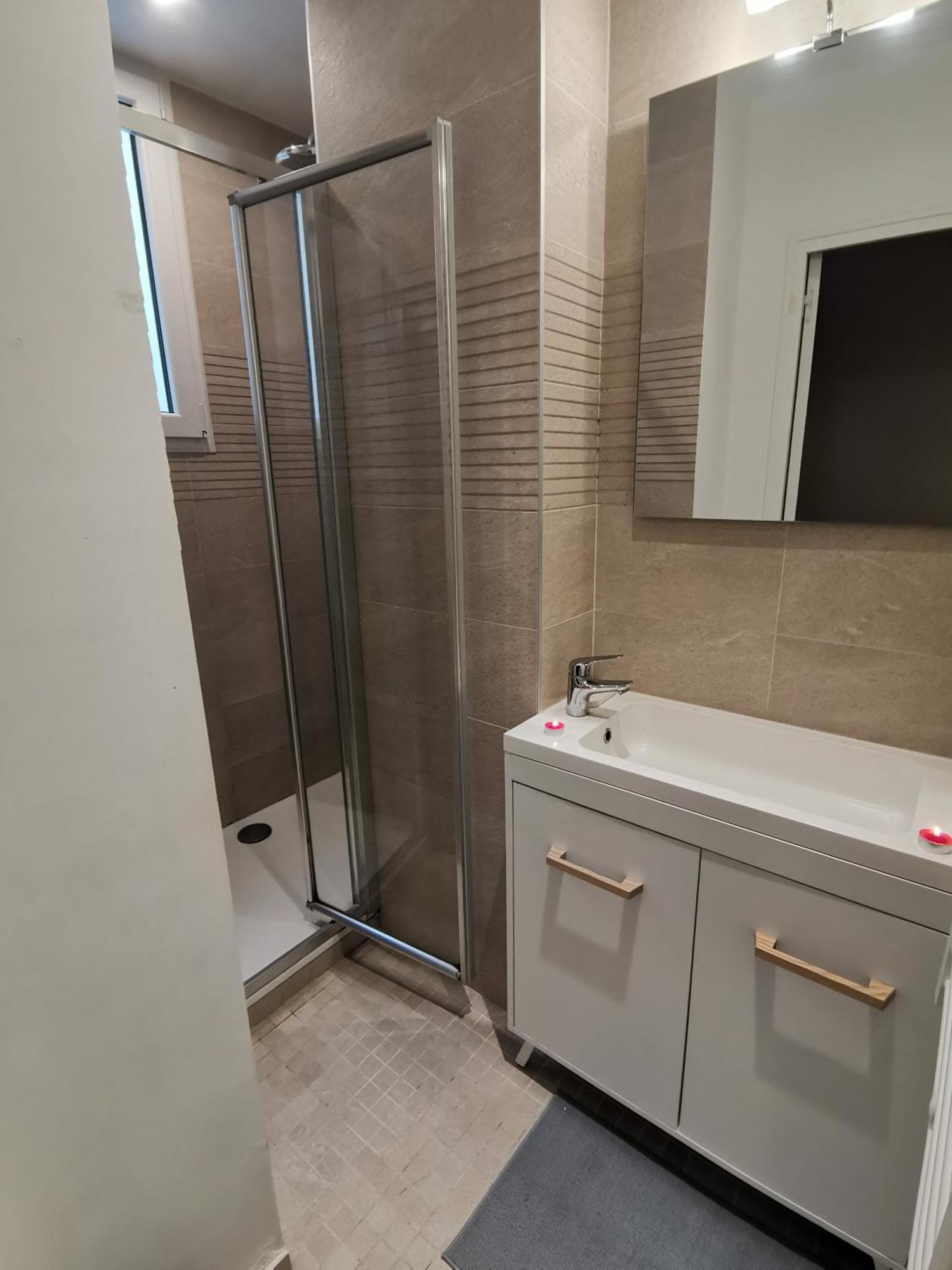 *Appartement Moderne/2 Minutes Du Metro* Saint-Ouen  Kültér fotó