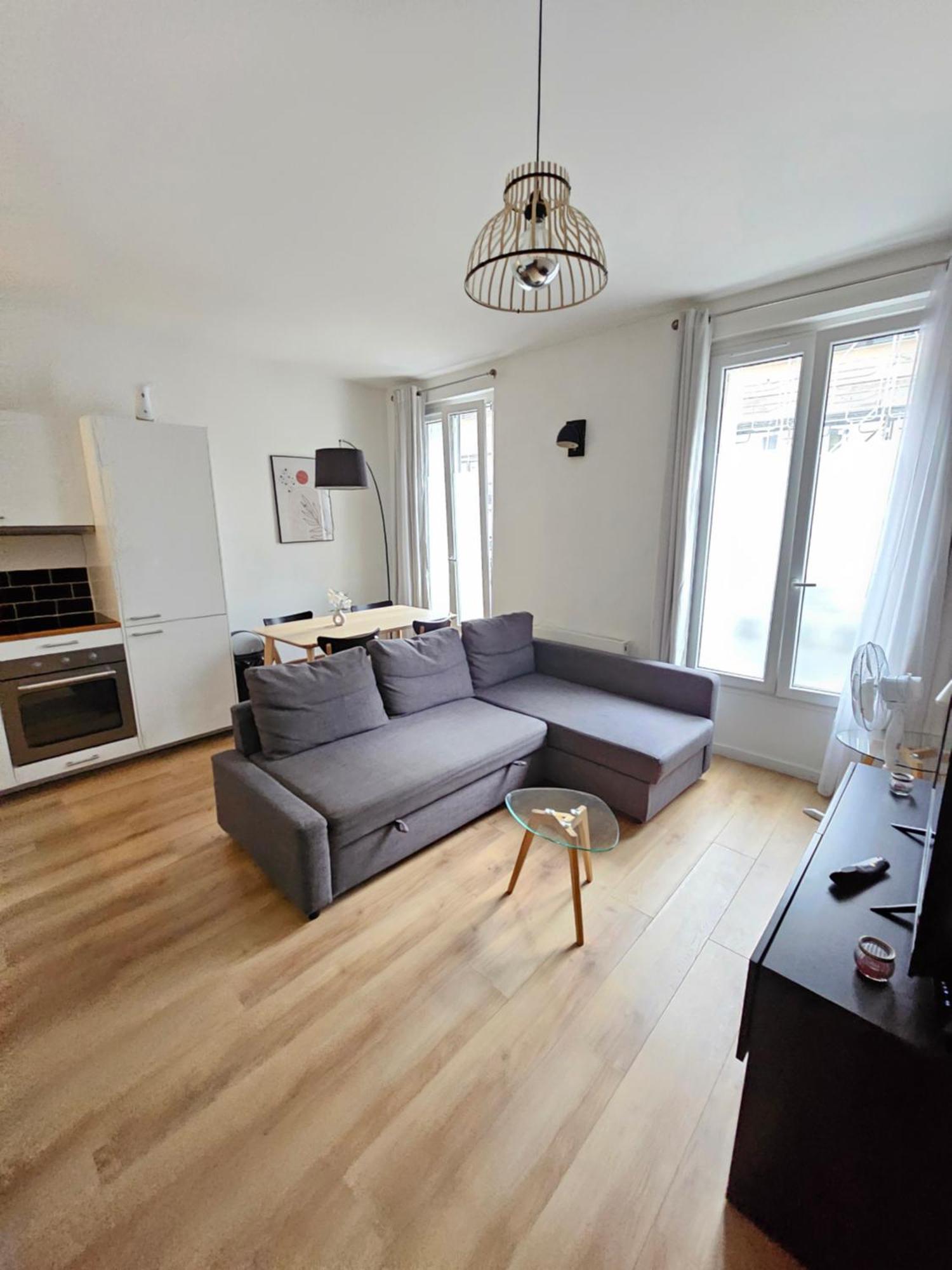 *Appartement Moderne/2 Minutes Du Metro* Saint-Ouen  Kültér fotó