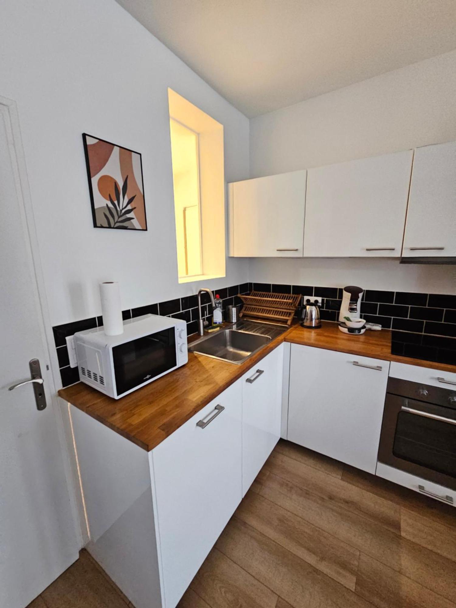 *Appartement Moderne/2 Minutes Du Metro* Saint-Ouen  Kültér fotó