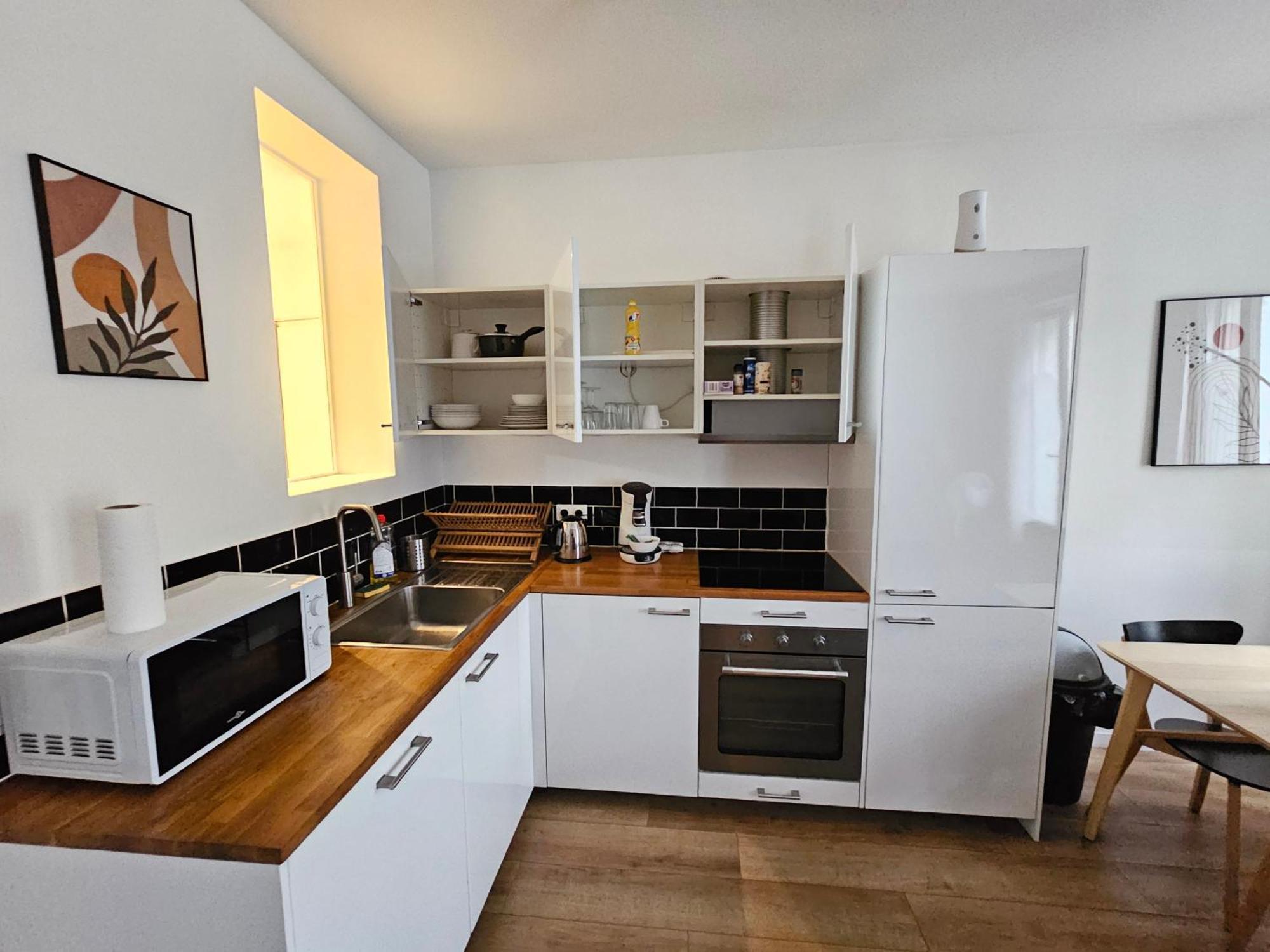 *Appartement Moderne/2 Minutes Du Metro* Saint-Ouen  Kültér fotó